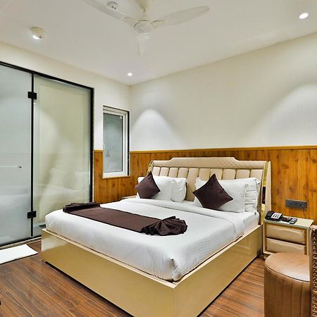 Clay Inn Hotels, Paschim Vihar Delhi  Dış mekan fotoğraf